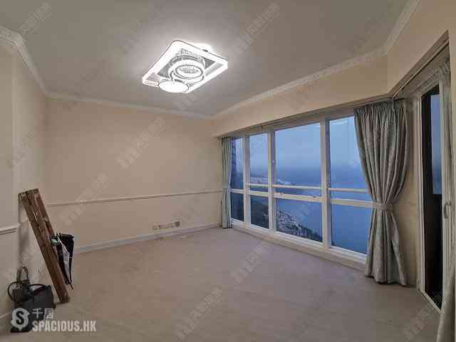 The Peak - Peak Villas 06