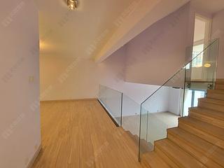 Mid Levels Central - May Tower Block 1 05
