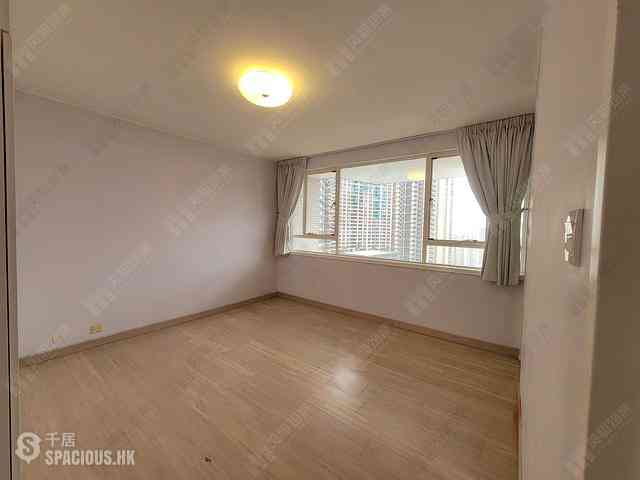 Mid Levels Central - May Tower Block 1 06