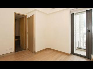 Wan Chai - The Oakhill 06