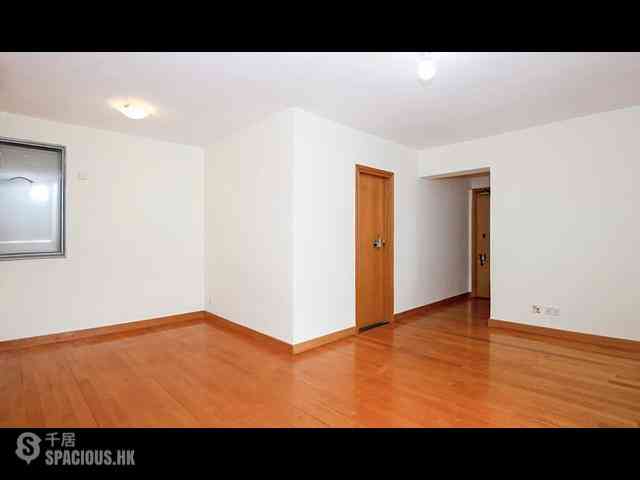 Central - Hollywood Terrace 01