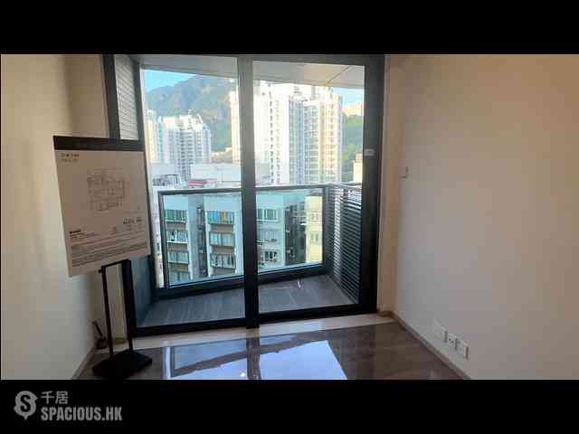 Ngau Tau Kok - The Aperture 03