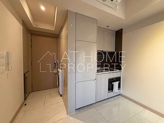 Sai Ying Pun - King's Hill 06