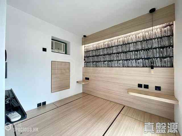 Tseung Kwan O - The Grandiose Block 2 03