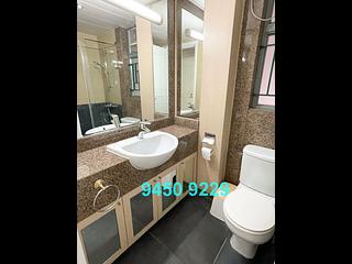 Sheung Wan - Queen's Terrace 08