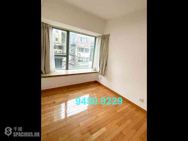 Sheung Wan - Queen's Terrace 10