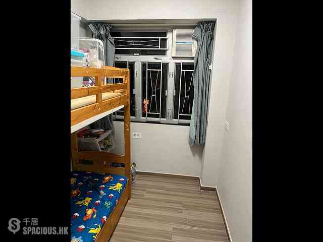 Wan Chai - Pao Woo Mansion 05