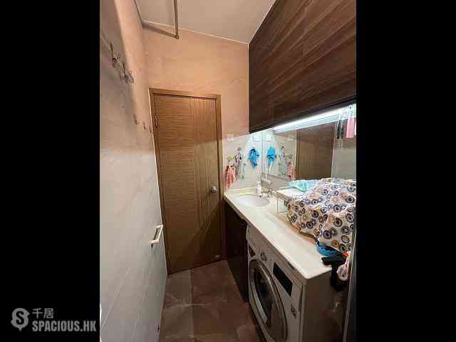 Wan Chai - Pao Woo Mansion 07