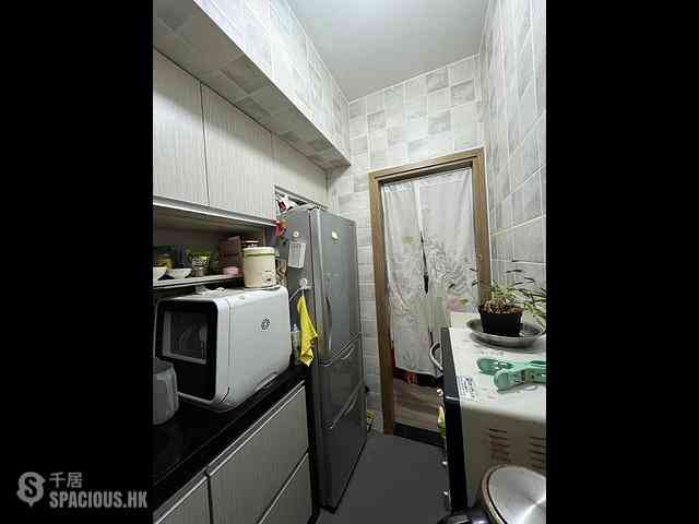 Wan Chai - Pao Woo Mansion 10