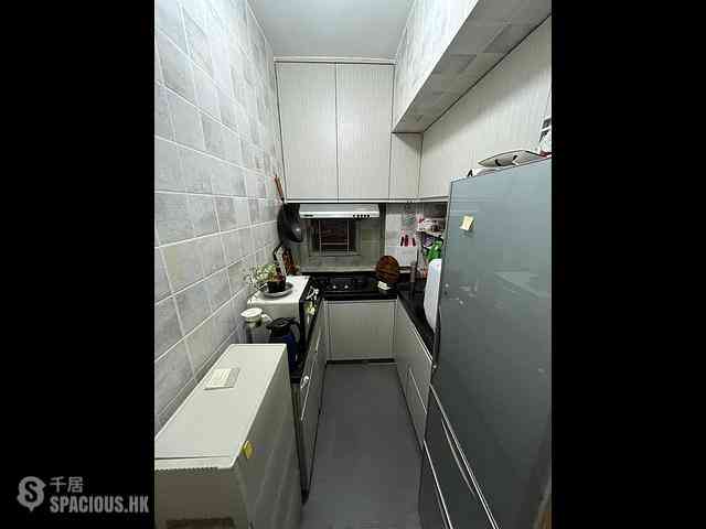 Wan Chai - Pao Woo Mansion 11