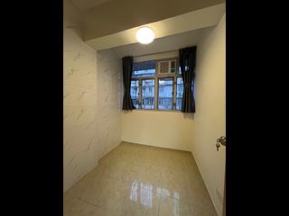 Mong Kok - Kwong Yuen Building 03