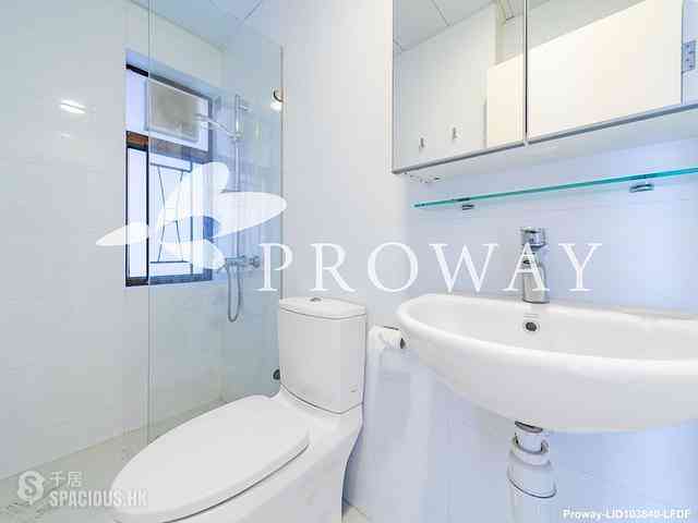Mid Levels West - 56, Bonham Road 11