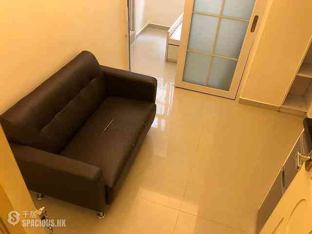 Causeway Bay - Lei Shun Court 01