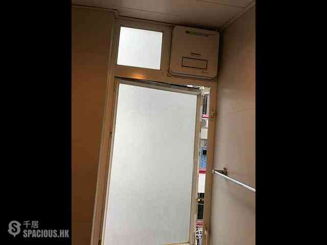 Causeway Bay - Lei Shun Court 04