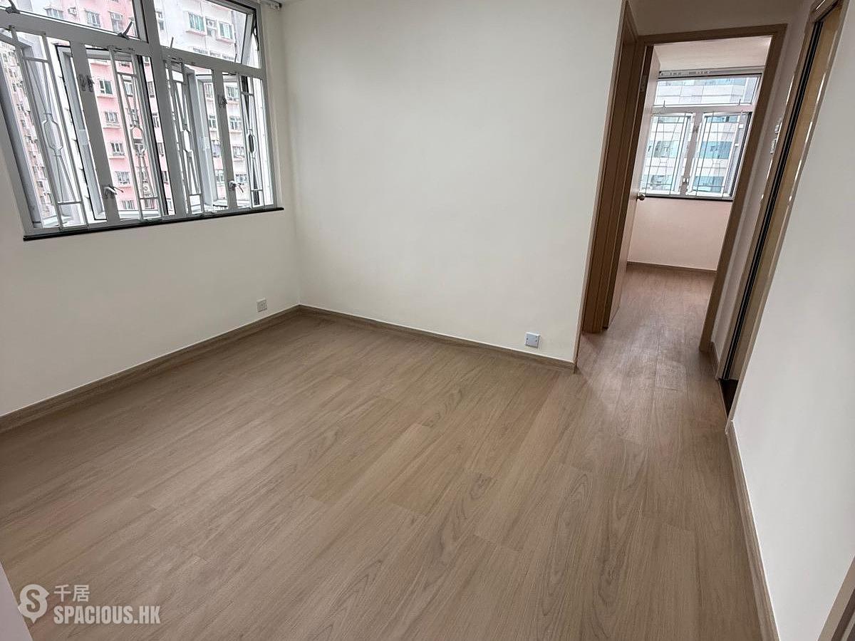 Kennedy Town - Pearl Court 01