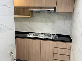 Kennedy Town - Pearl Court 05