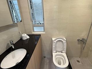 Kennedy Town - Pearl Court 07