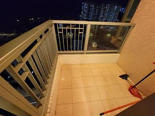 Tung Chung - Coastal Skyline Phase 3 La Rossa Block Block A (Block 7) 02