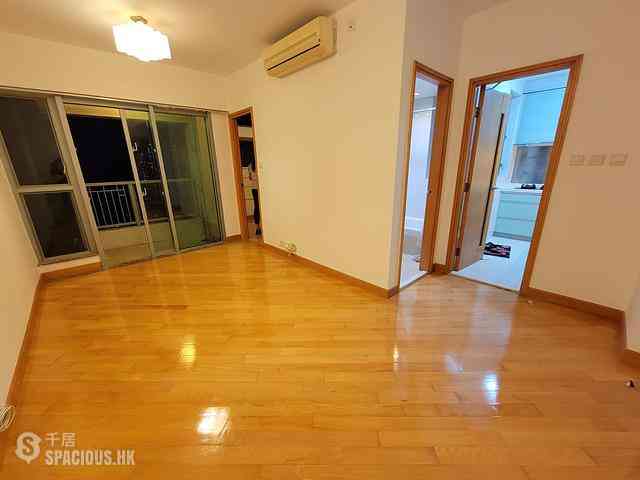 Tung Chung - Coastal Skyline Phase 3 La Rossa Block Block A (Block 7) 01