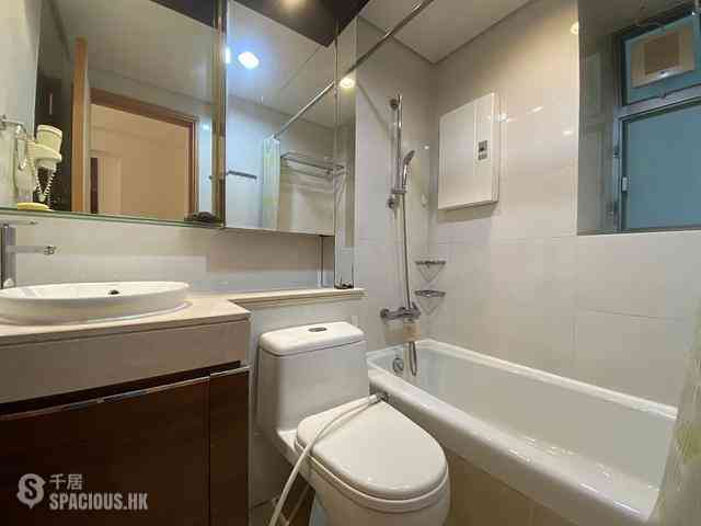 Tung Chung - Coastal Skyline Phase 3 La Rossa Block Block A (Block 7) 09