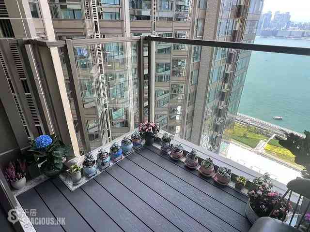 Fortress Hill - Harbour Glory Block 3 01
