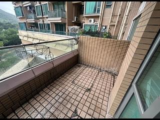 Tung Chung - Caribbean Coast Phase 2 Albany Cove 02