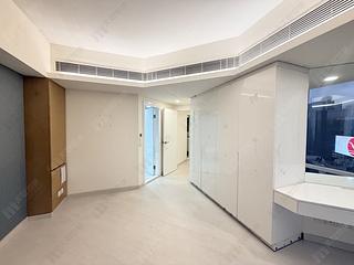 Wan Chai - Convention Plaza Apartments 06