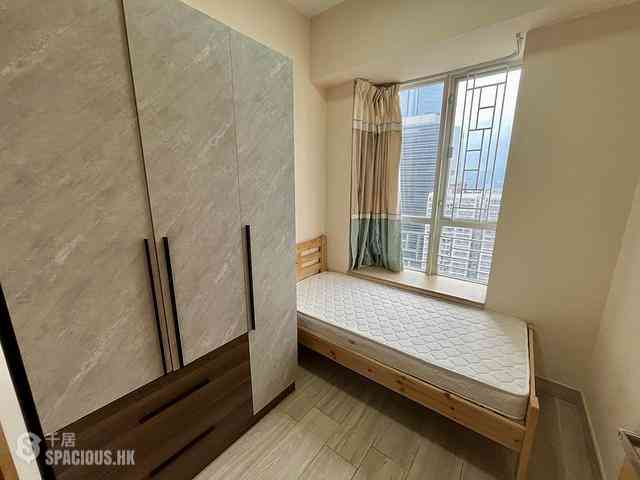 Quarry Bay - The Orchards Block 2 05