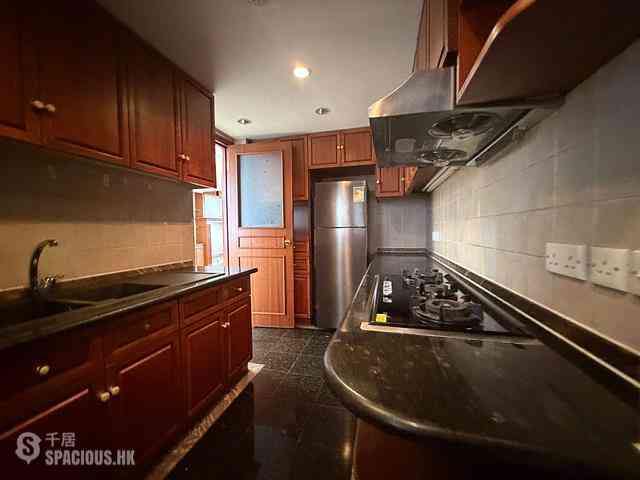 Tai Tam - Hong Kong Parkview Parkview Rise Block 7 08