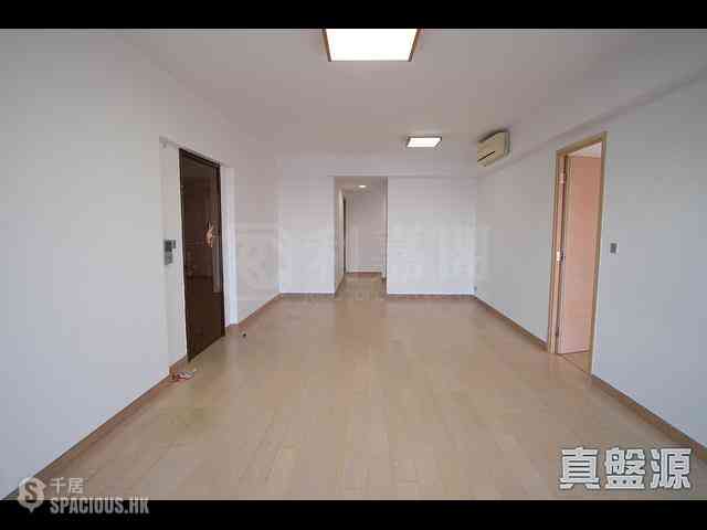 Wong Chuk Hang - Marinella Block 1 03