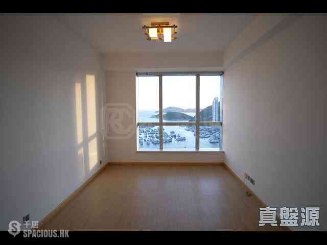 Wong Chuk Hang - Marinella Block 1 08