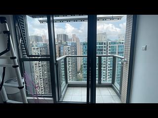 Tseung Kwan O - The Wings IIIA 03
