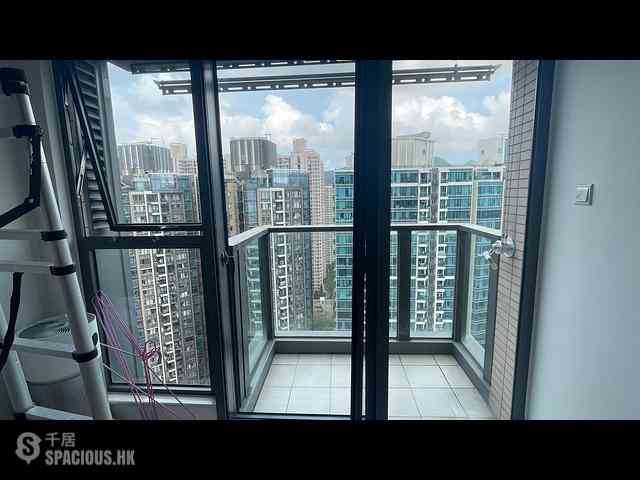 Tseung Kwan O - The Wings IIIA 03