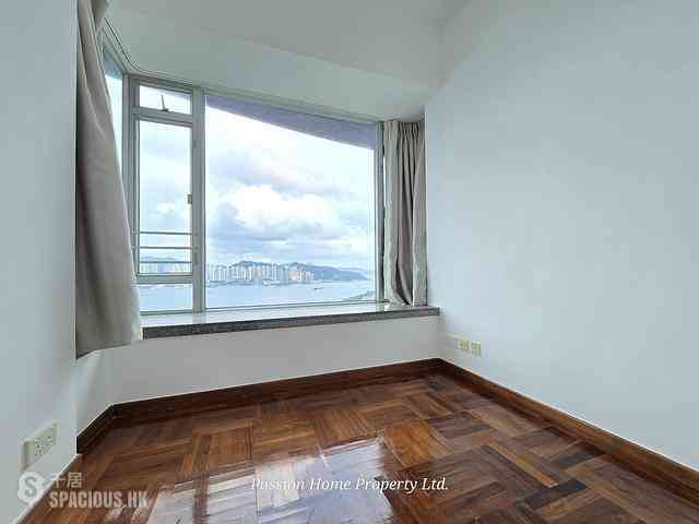 Quarry Bay - Royal Terrace 09