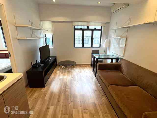 Quarry Bay - Dragon View House 01