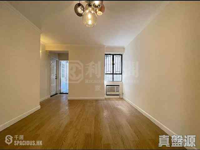 Braemar Hill - Wilshire Towers Block B 03