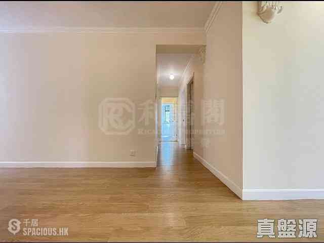 Braemar Hill - Wilshire Towers Block B 04