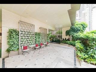 Wan Chai - The Avenue Phase 2 15