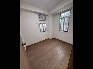 Kennedy Town - Pearl Court 02