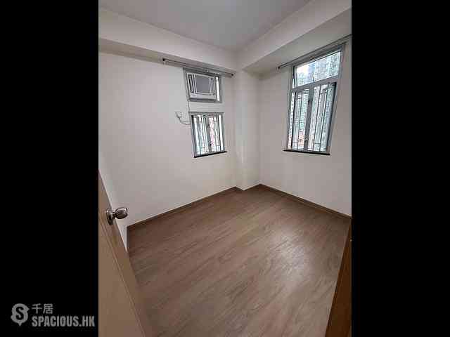 Kennedy Town - Pearl Court 02