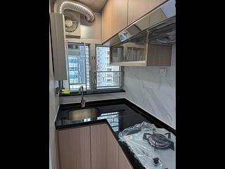 Kennedy Town - Pearl Court 04