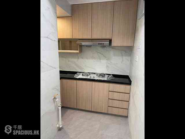 Kennedy Town - Pearl Court 05