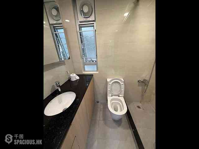 Kennedy Town - Pearl Court 06