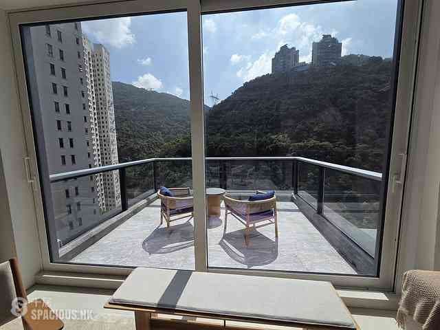 Wan Chai - 33 Kennedy Road 01