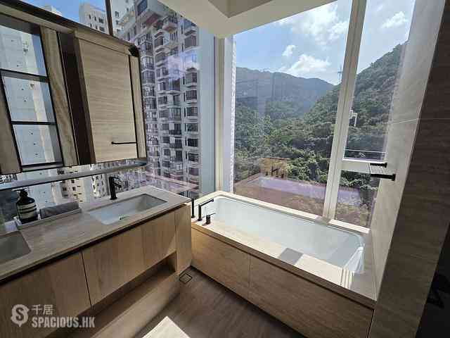 Wan Chai - 33 Kennedy Road 23