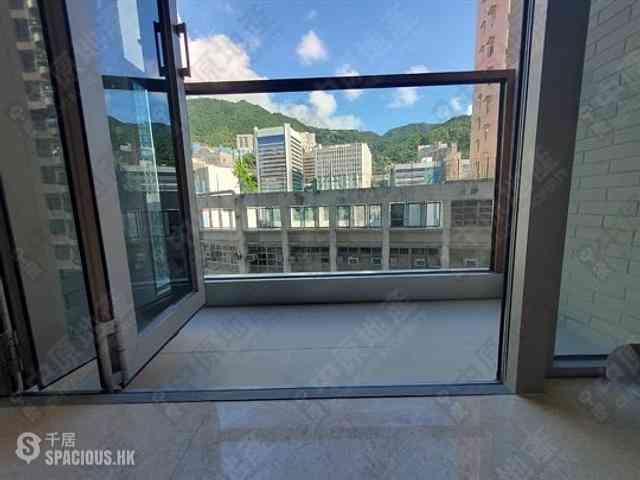 Sai Ying Pun - 63, Pokfulam Emerald House (Tower 2) 01