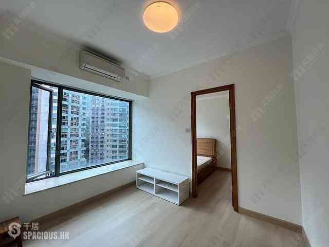 Wan Chai - 1, Star Street 01