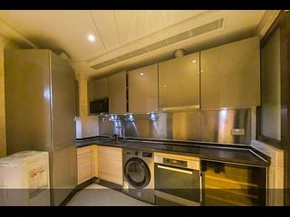 Kennedy Town - Cadogan 04