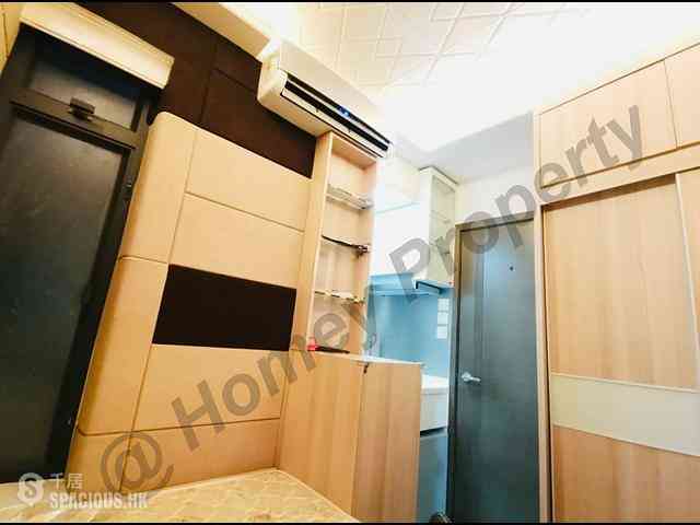 Wan Chai - Cheong Hong Mansion 02