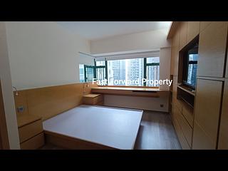 Mid Levels Central - Robinson Place Block 2 03